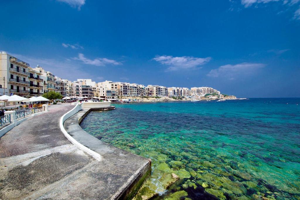 Electra Residence - Luxury Central Beachview Apartment Marsalforn Екстериор снимка